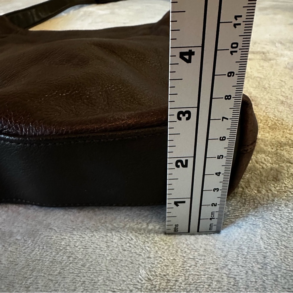 Vintage Brown Genuine Leather Shoulder Bag - Picture 13 of 16